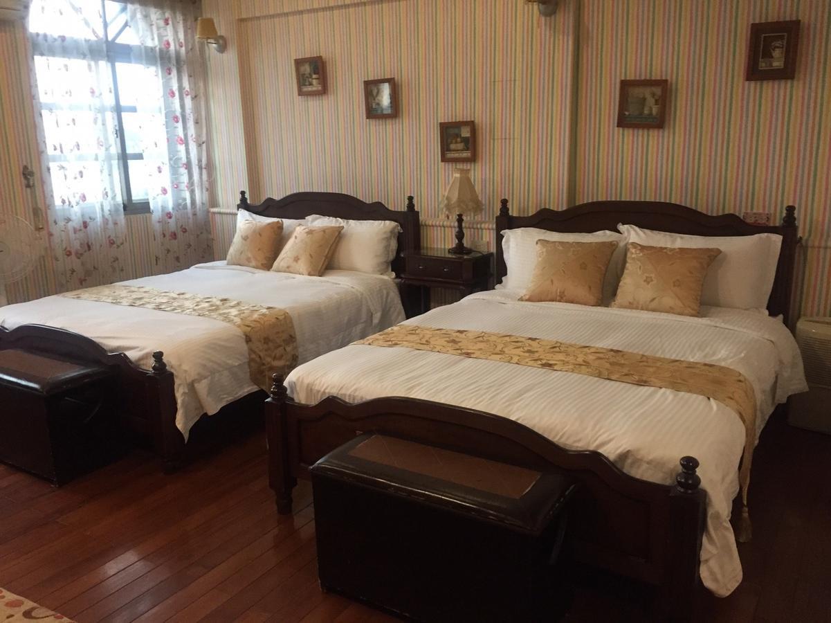 Ocean Deep Hostel Toucheng Bagian luar foto