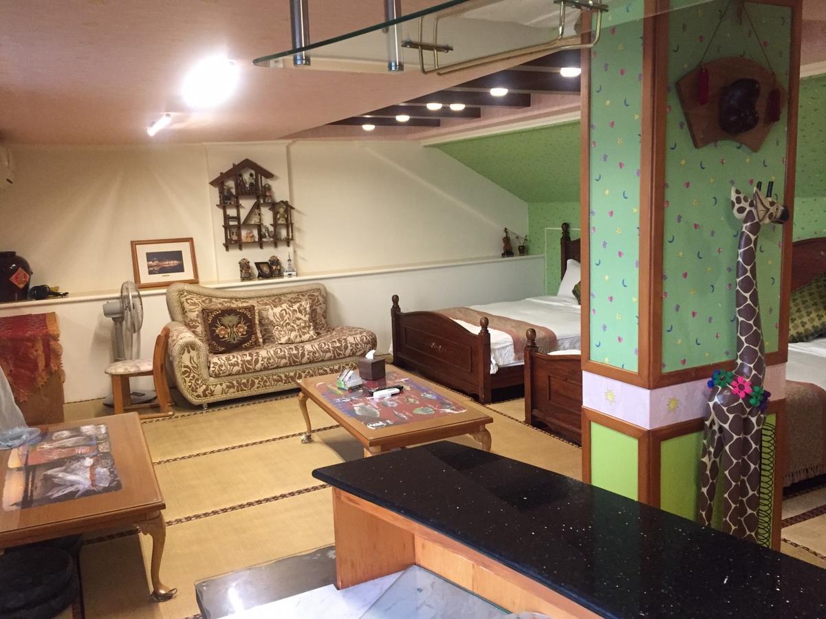 Ocean Deep Hostel Toucheng Bagian luar foto