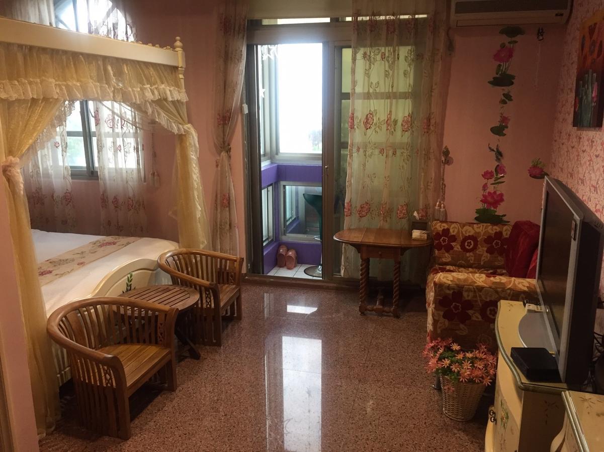 Ocean Deep Hostel Toucheng Bagian luar foto