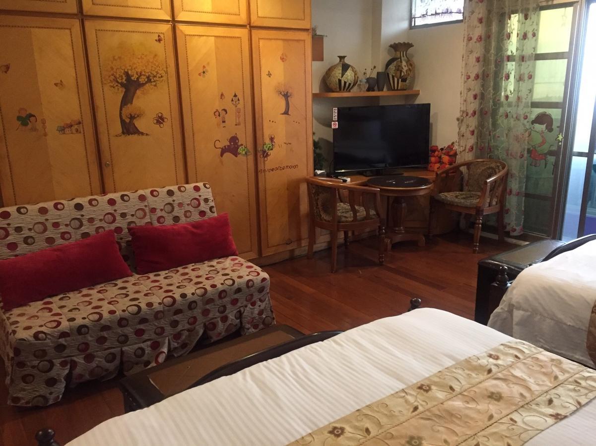 Ocean Deep Hostel Toucheng Bagian luar foto